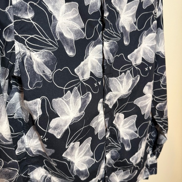 Armani Exchange Black and White Floral Dress Shirt - Picture 4 of 16